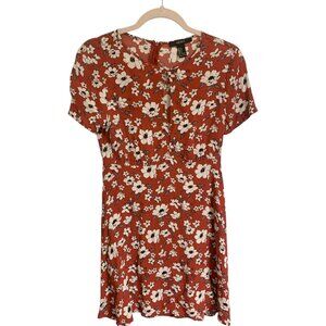 Forever 21 Red Floral Short Sleeve Spring Dress - Size S